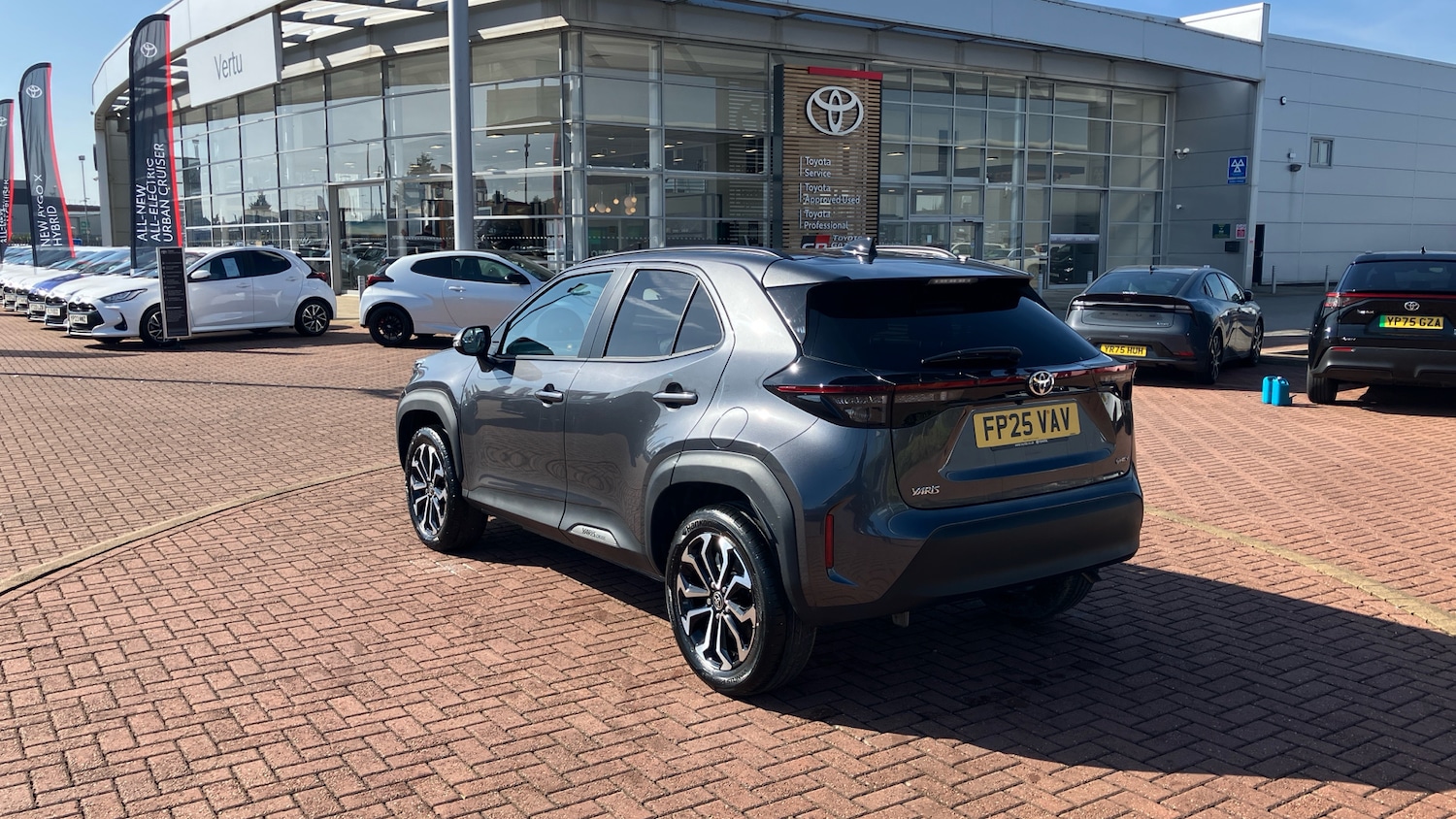 Used Toyota Yaris Cross 2025 for sale - 77950319: Photo 31