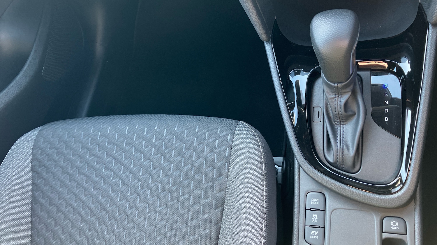 Used Toyota Yaris Cross 2025 for sale - 77950319: Photo 50