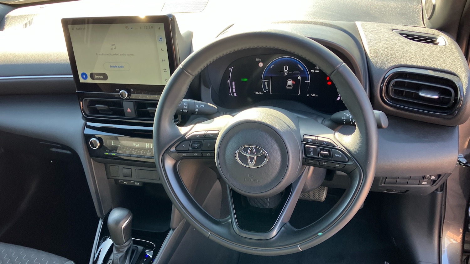 Used Toyota Yaris Cross 2025 for sale - 77950319: Photo 6