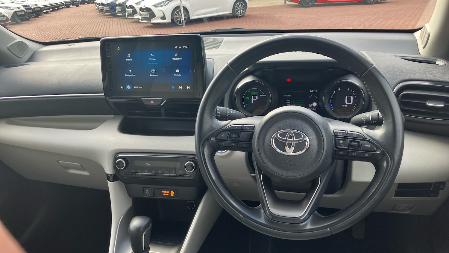 Used Toyota Yaris 2023 for sale - 76382531: Photo 6