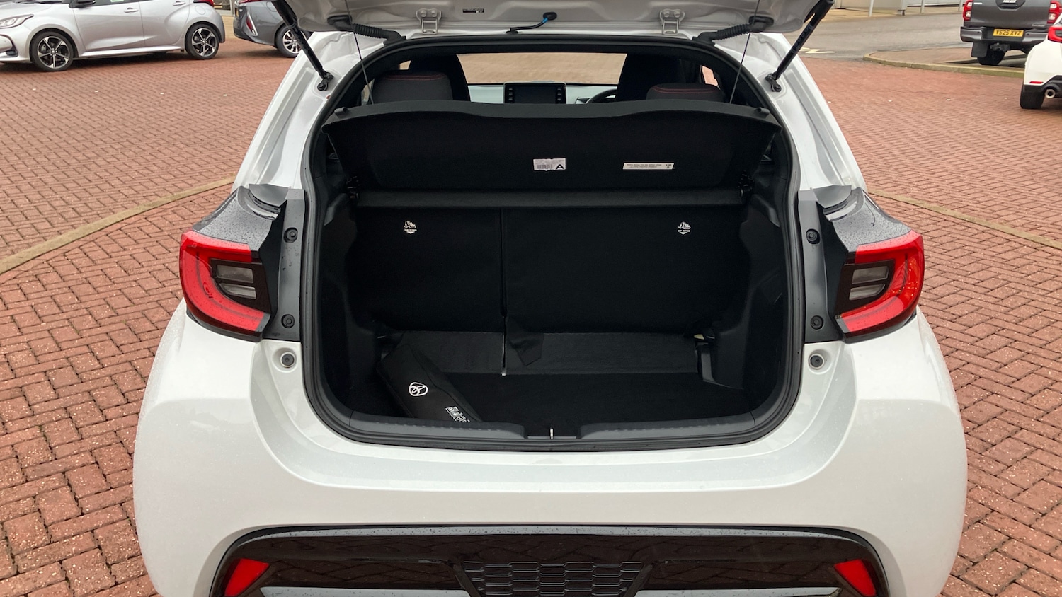 Used Toyota Yaris 2023 for sale - 77071385: Photo 14