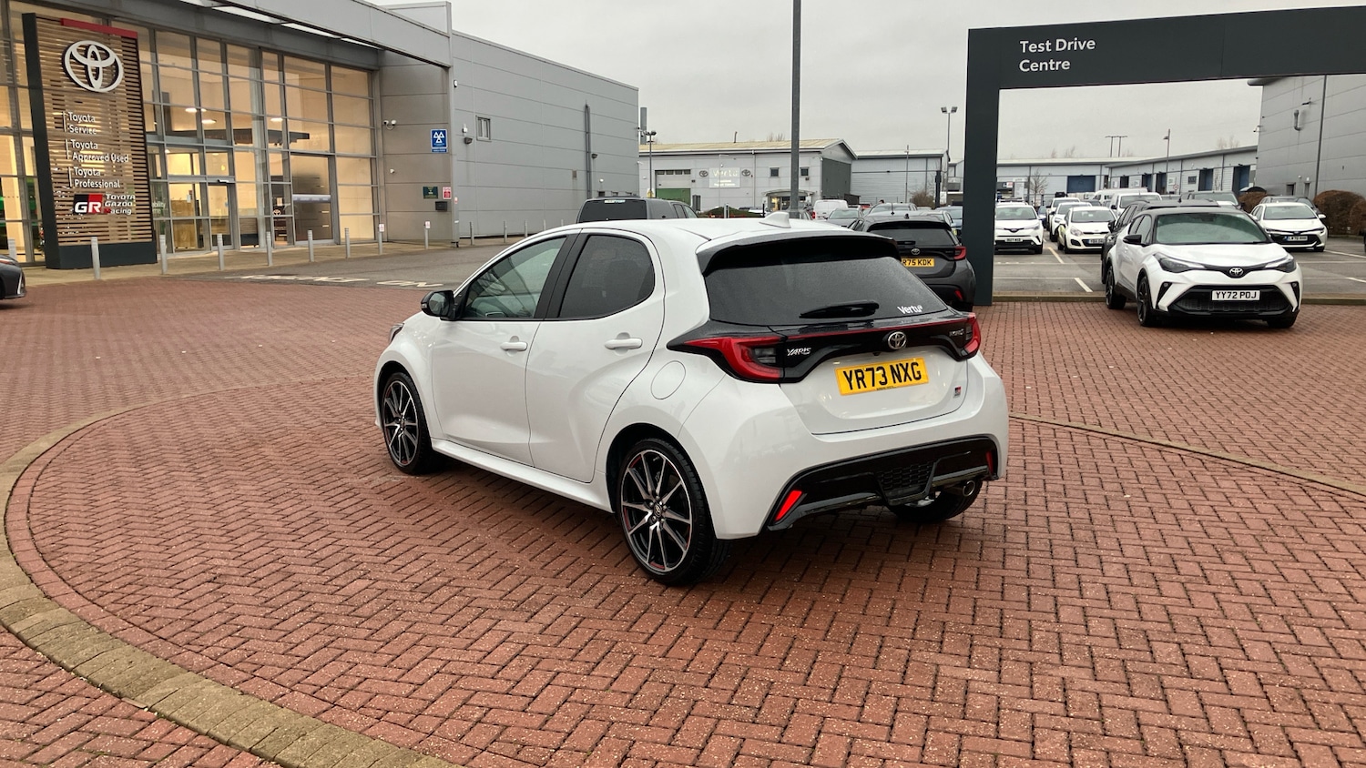 Used Toyota Yaris 2023 for sale - 77071385: Photo 35