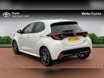 Used Toyota Yaris 2023 for sale - 77071385: Photo