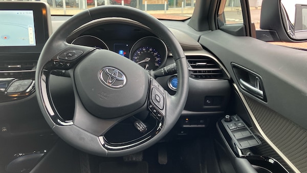 Used Toyota C-HR 2022 for sale - 76263142: Photo 8