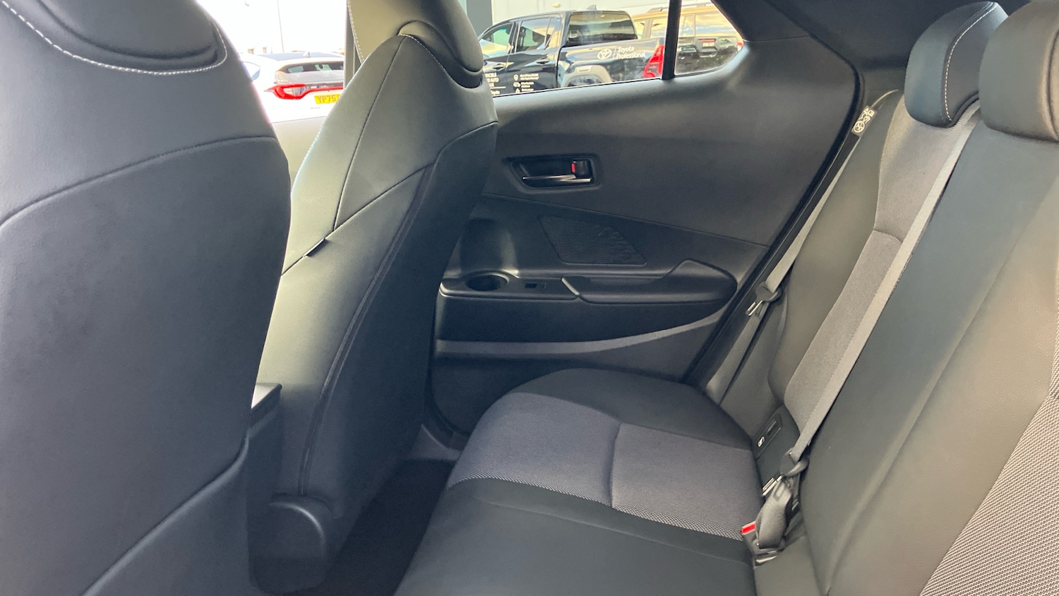 Used Toyota C-HR 2024 for sale - 77595154: Photo 13