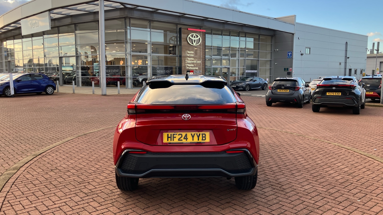 Used Toyota C-HR 2024 for sale - 77595154: Photo 31