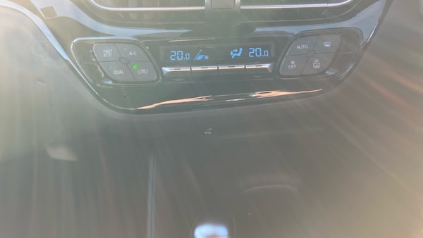 Used Toyota C-HR 2023 for sale - 76194714: Photo 41