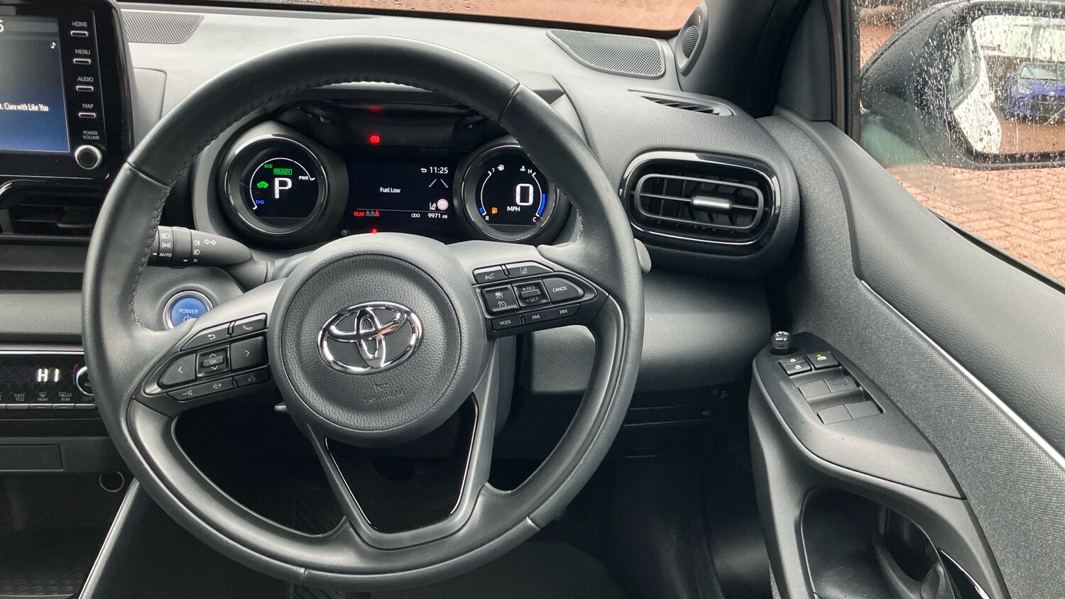 Used Toyota Yaris 2021 for sale - 77616623: Photo 8