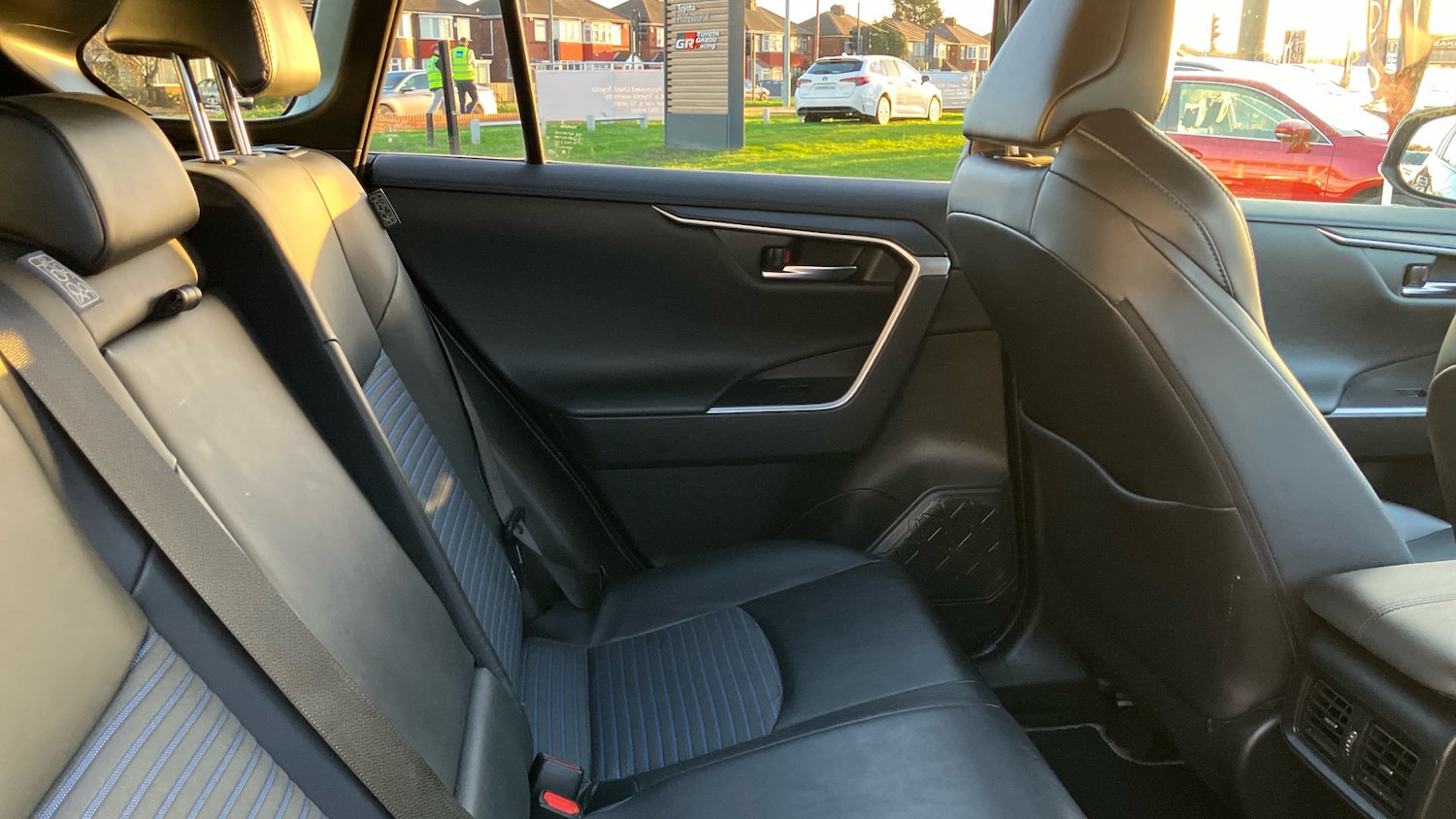 Used Toyota RAV4 2020 for sale - 77220698: Photo 12