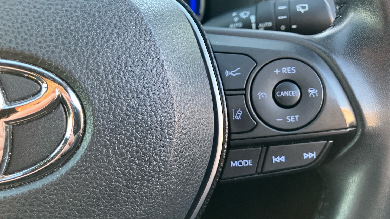 Used Toyota RAV4 2020 for sale - 77220698: Photo 39