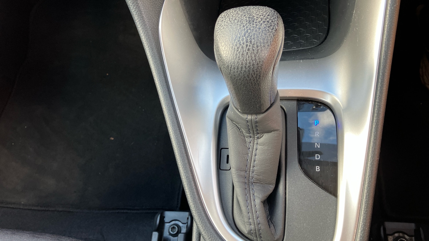 Used Toyota Yaris 2022 for sale - 76477146: Photo 35