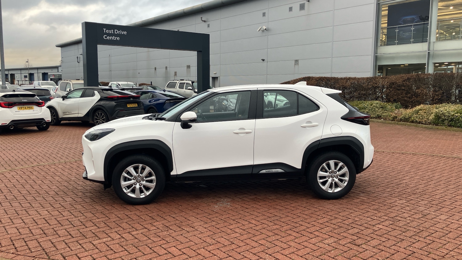 Used Toyota Yaris Cross 2024 for sale - 76980772: Photo 28