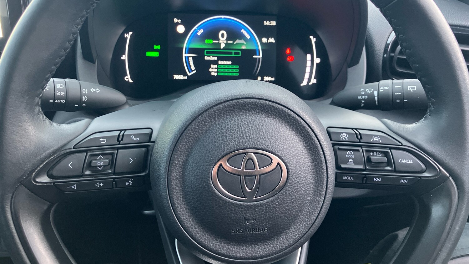 Used Toyota Yaris Cross 2024 for sale - 76980772: Photo 35