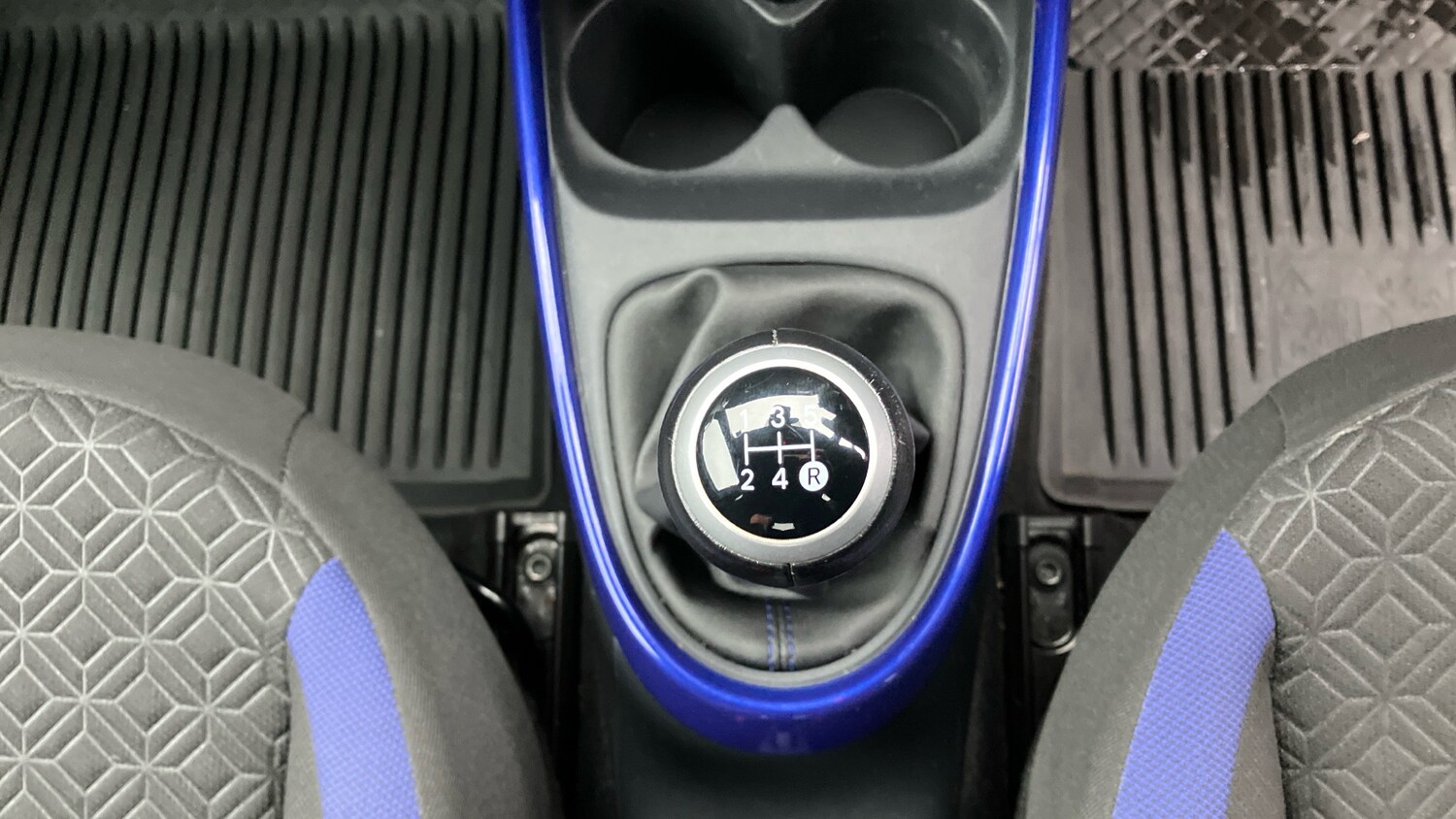 Used Toyota Aygo X 2023 for sale - 77350272: Photo 33