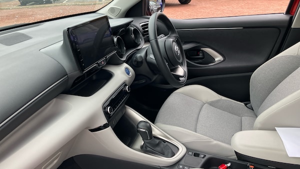 Used Toyota Yaris 2023 for sale - 76263143: Photo 10