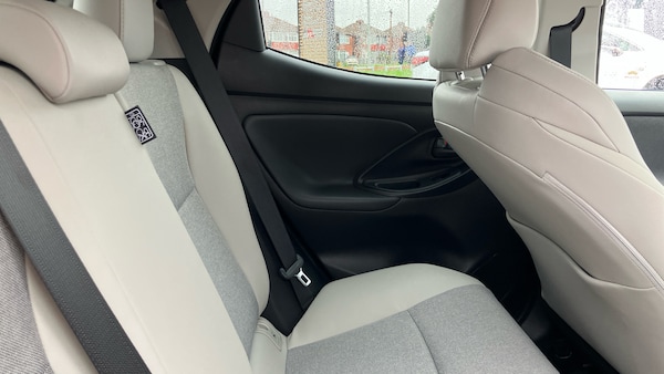Used Toyota Yaris 2023 for sale - 76263143: Photo 12