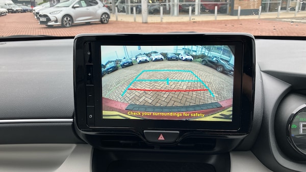 Used Toyota Yaris 2023 for sale - 76263143: Photo 27