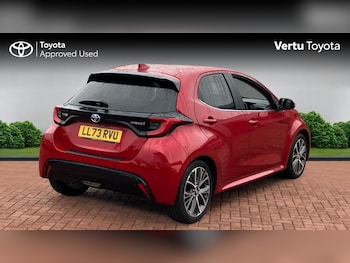 Used Toyota Yaris 2023 for sale - 76263143: Photo 2