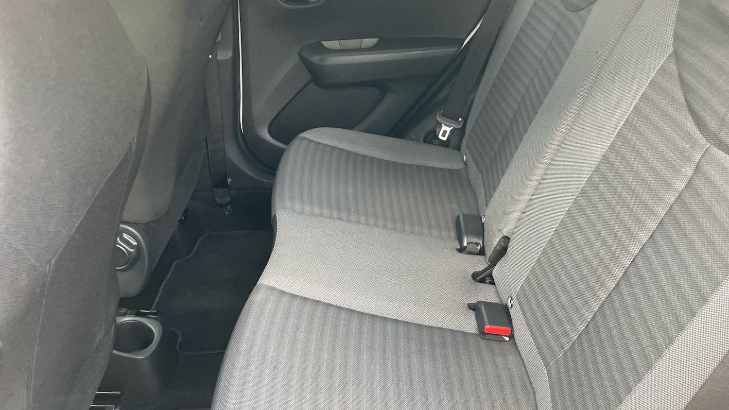 Used Toyota AYGO 2019 for sale - 76363317: Photo 13