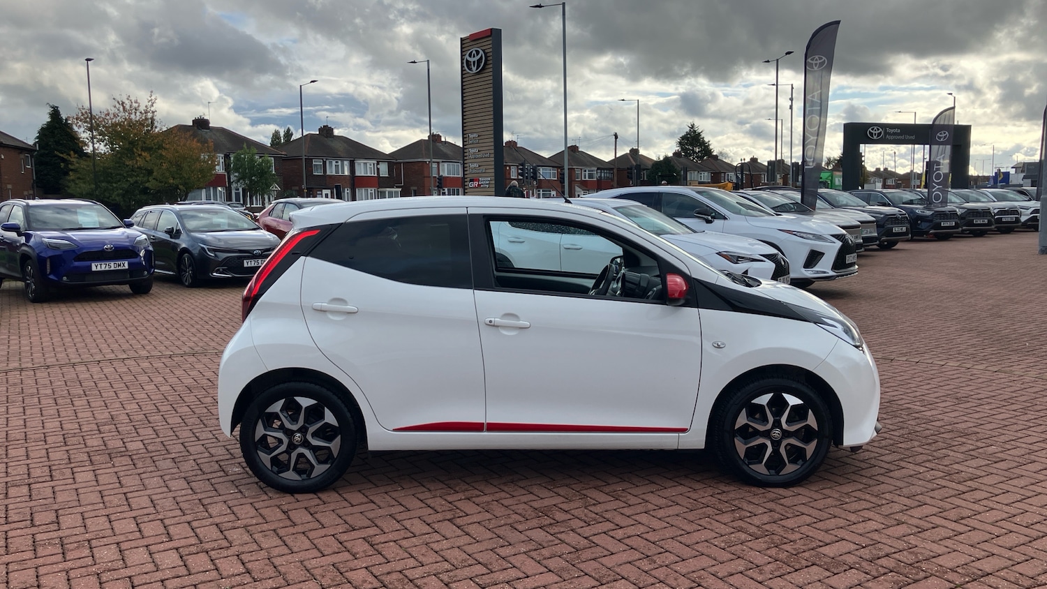 Used Toyota AYGO 2019 for sale - 76363317: Photo 16