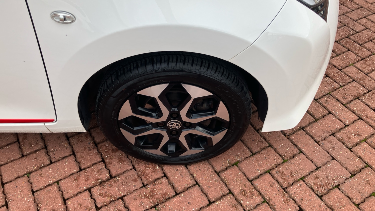 Used Toyota AYGO 2019 for sale - 76363317: Photo 27