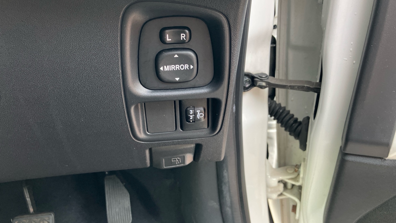 Used Toyota AYGO 2019 for sale - 76363317: Photo 38