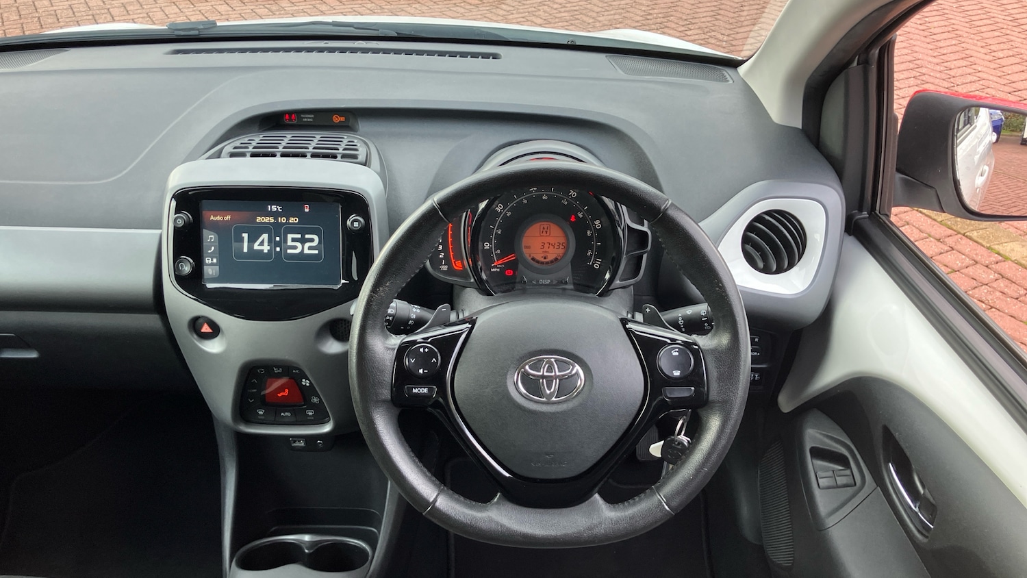 Used Toyota AYGO 2019 for sale - 76363317: Photo 6