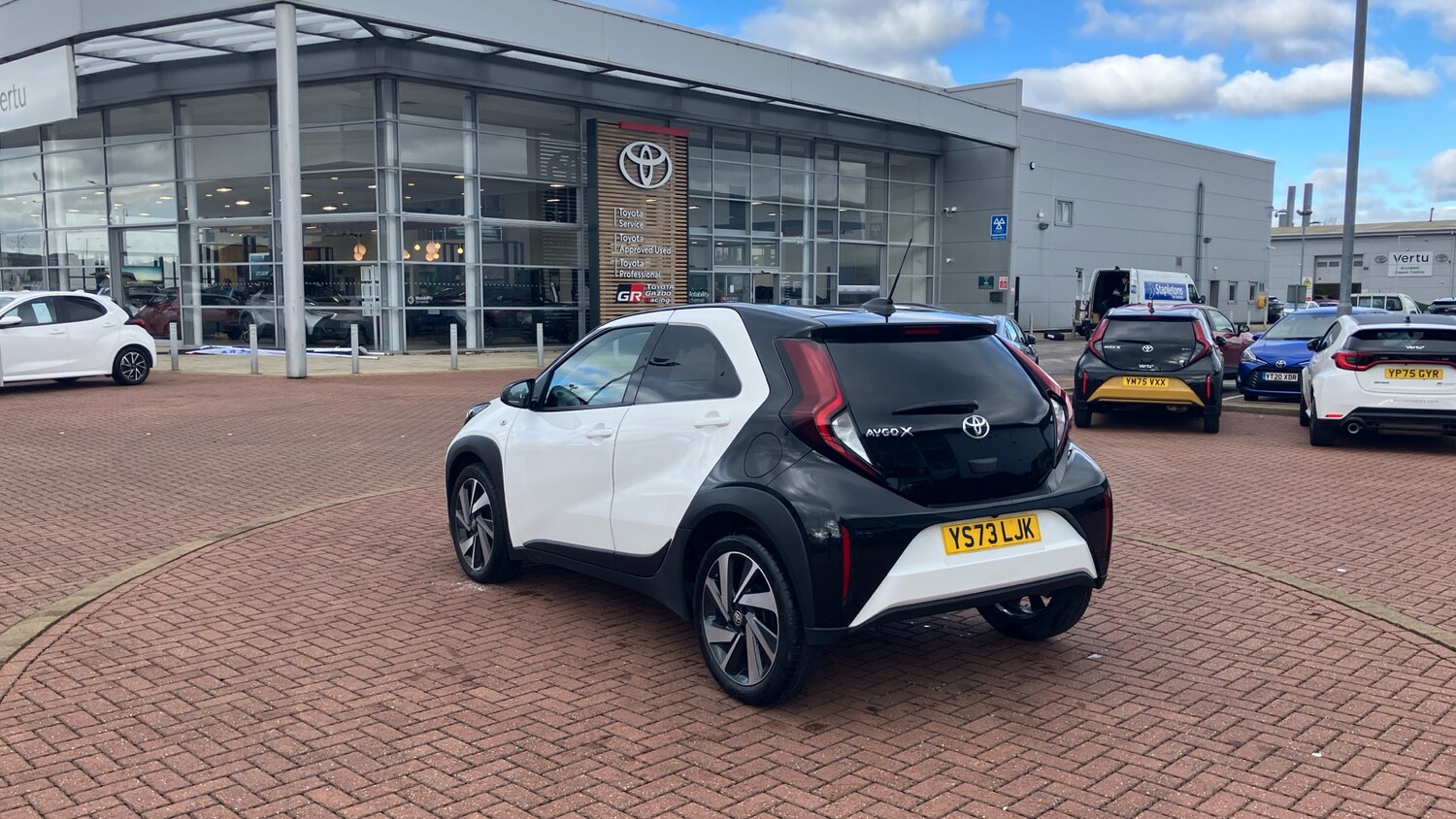 Used Toyota Aygo X 2023 for sale - 77915370: Photo 31