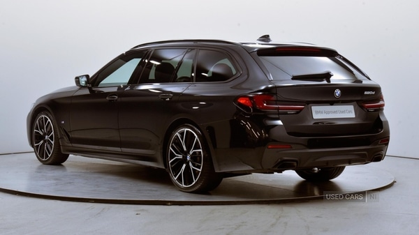 Used BMW 5 Series 2023 for sale - 76998600: Photo 2