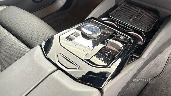 Used BMW 5 Series 2025 for sale - 76248168: Photo 11
