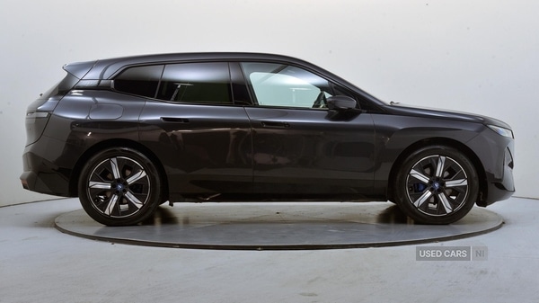 Used BMW iX 2022 for sale - 76825290: Photo 3