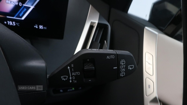 Used BMW iX 2022 for sale - 76825290: Photo 30