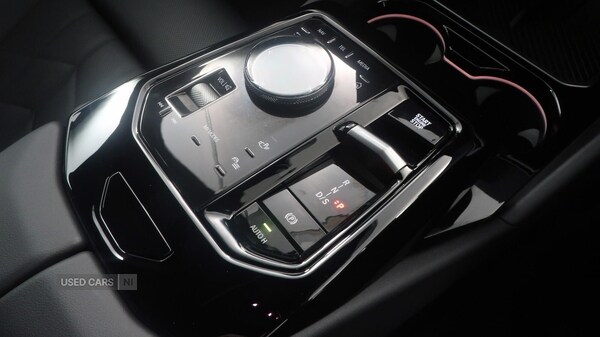 Used BMW 5 Series 2025 for sale - 77017885: Photo 11