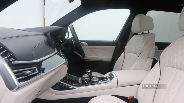 Used BMW X7 2022 for sale - 77244215: Photo 8