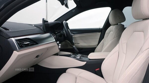 Used BMW 5 Series 2022 for sale - 77959009: Photo 32