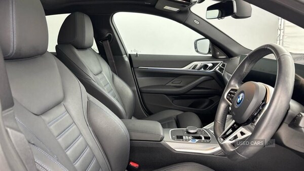 Used BMW i4 2025 for sale - 76634352: Photo 11