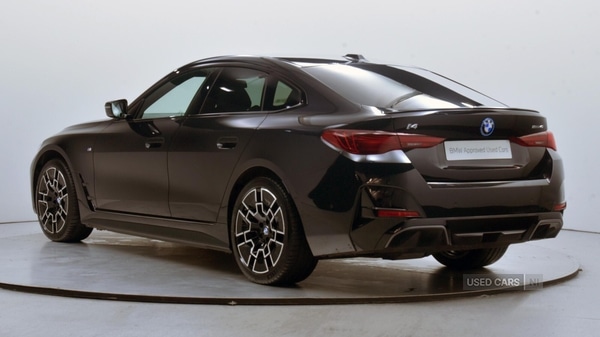 Used BMW i4 2025 for sale - 77426437: Photo 2