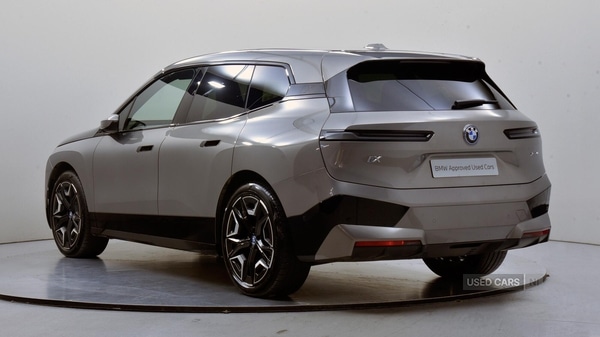 Used BMW iX 2025 for sale - 76743775: Photo 2