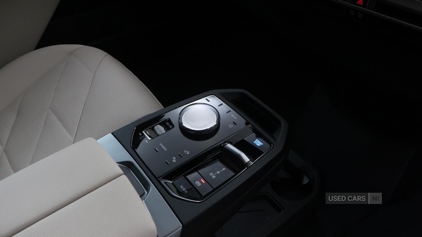 Used BMW iX 2025 for sale - 76743775: Photo 9