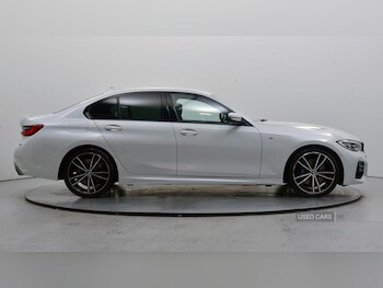 Used BMW 3 Series 2020 for sale - 77163900: Photo