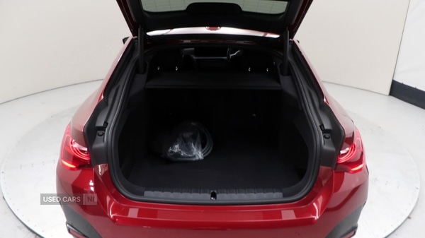 Used BMW i4 2025 for sale - 76646388: Photo 14