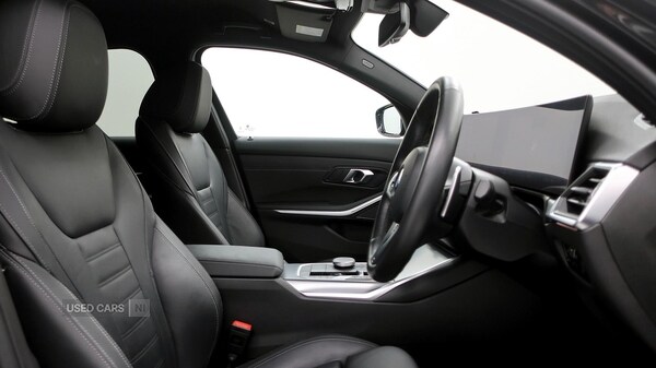 Used BMW 3 Series 2024 for sale - 77854560: Photo 12