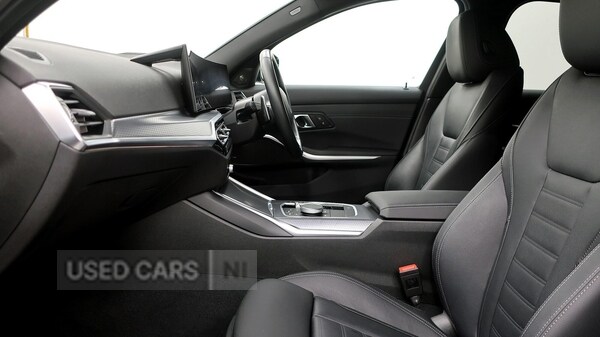 Used BMW 3 Series 2024 for sale - 77854560: Photo 38