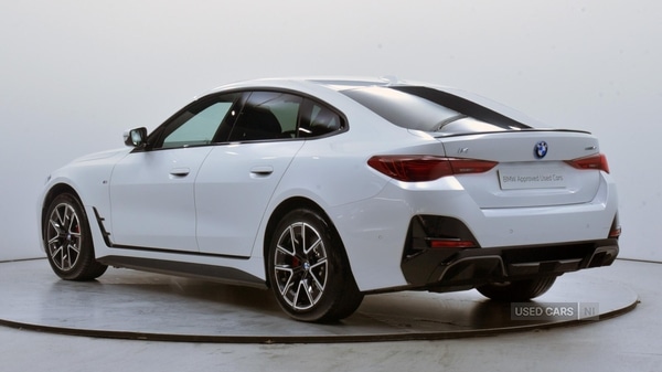 Used BMW i4 2025 for sale - 76825449: Photo 2