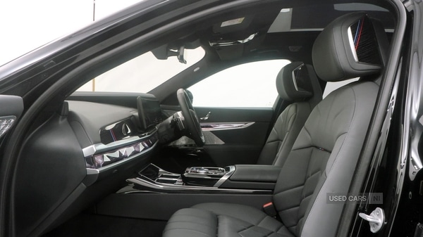 Used BMW i7 2025 for sale - 77315759: Photo 8