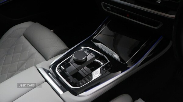 Used BMW X7 2022 for sale - 77244360: Photo 11