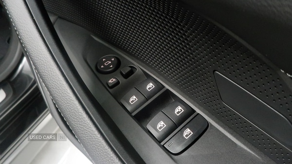 Used BMW i4 2025 for sale - 77244276: Photo 18