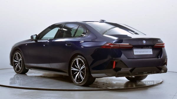 Used BMW 5 Series 2024 for sale - 77785177: Photo 2