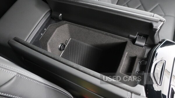 Used BMW 5 Series 2025 for sale - 77550875: Photo 35