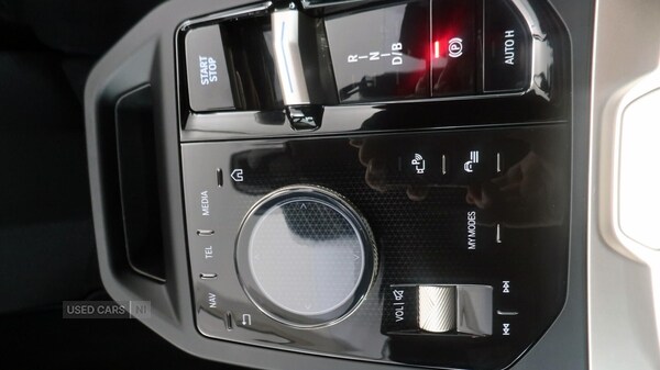 Used BMW iX 2022 for sale - 77239067: Photo 11